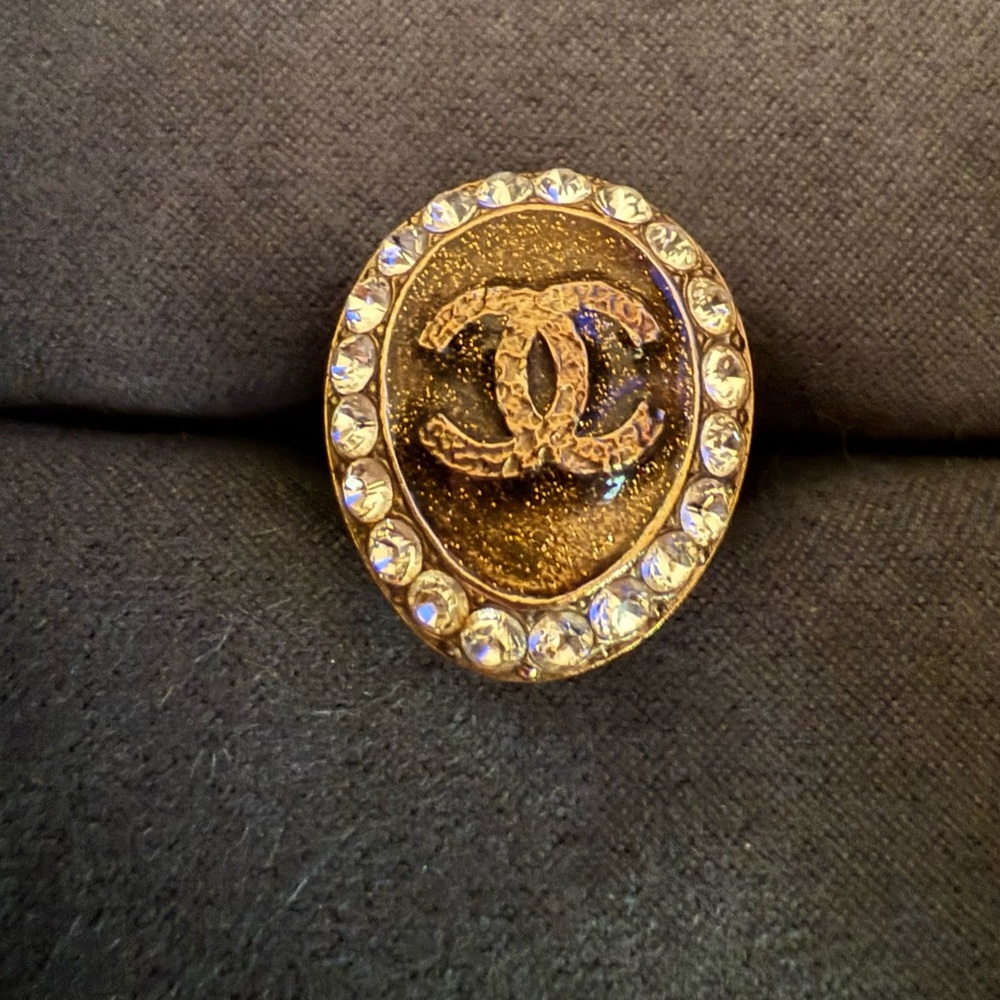 Chanel Gold and Crystal Oval ring